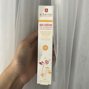 Erborian Korean skin bb crème in Dore